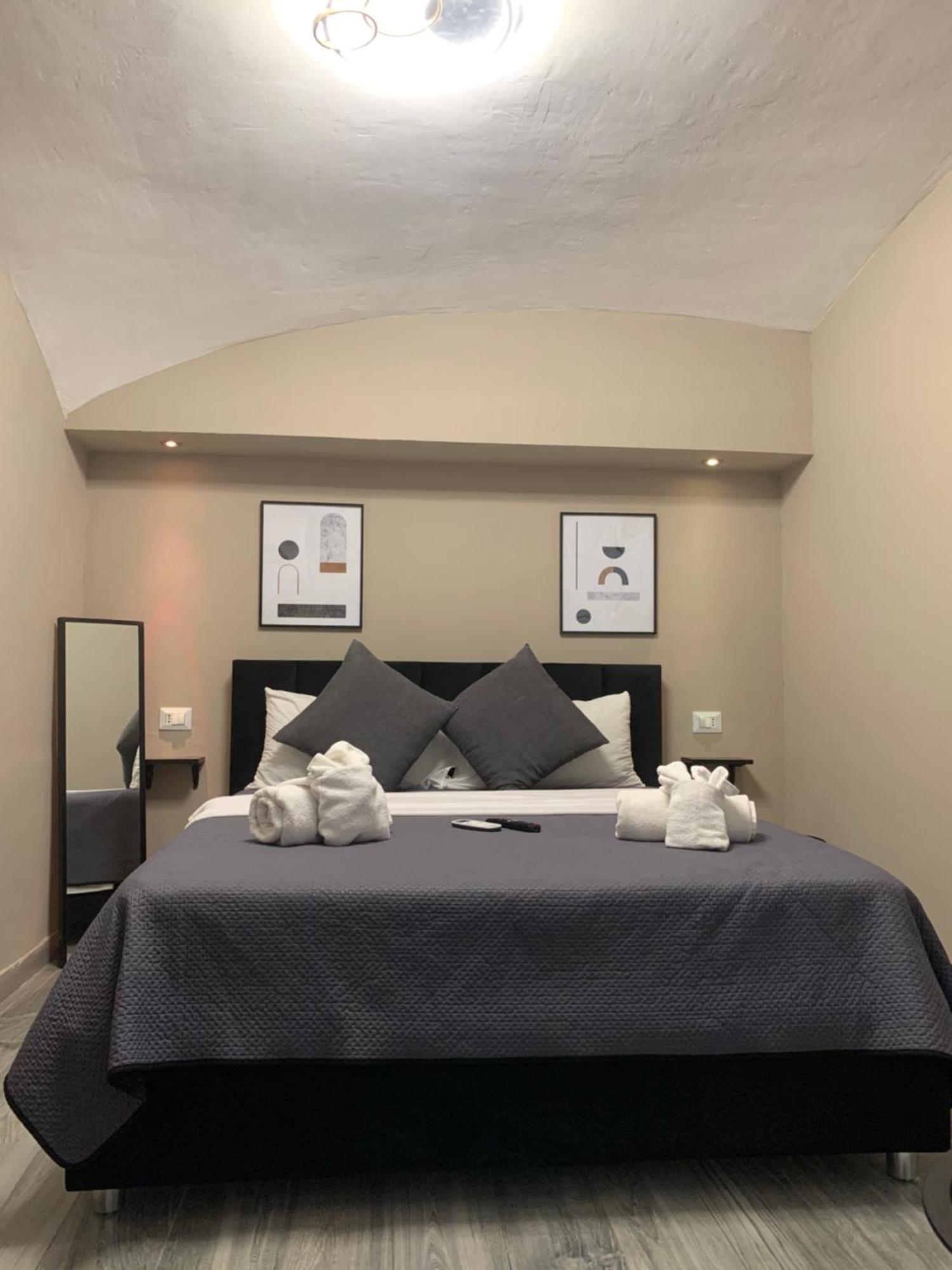 Pendino Rooms Naples Exterior photo